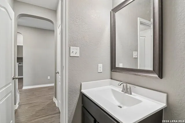 102 ANCHOR BLF Universal City, TX 78148