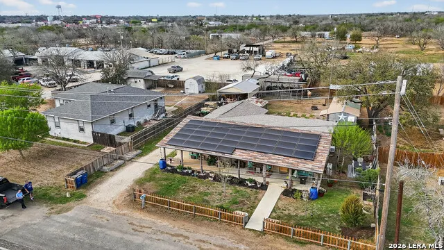 405 Coughran Pleasanton, TX 78064