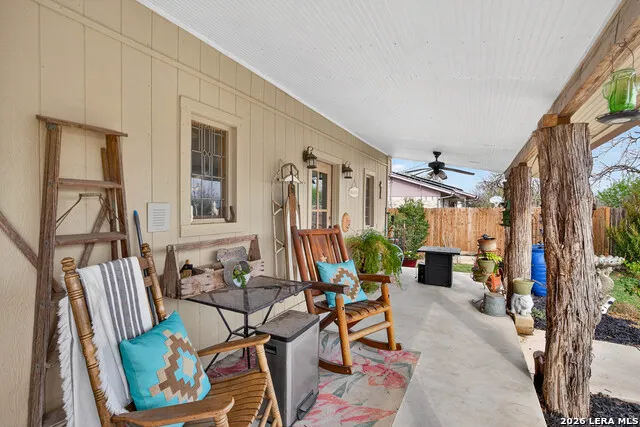 405 Coughran Pleasanton, TX 78064