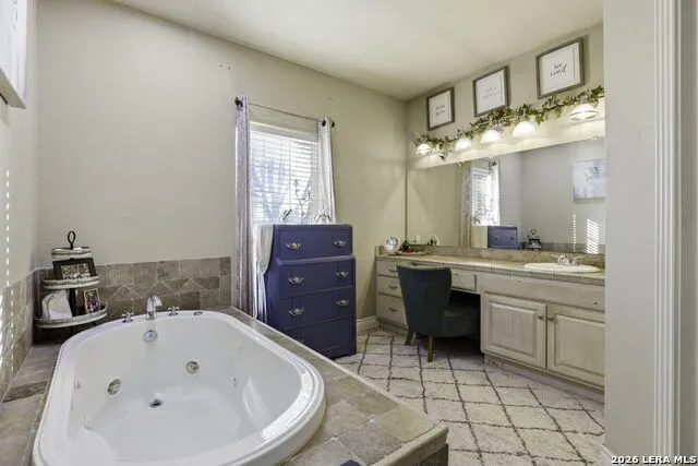 1007 Bluebonnet Lane Adkins, TX 78101