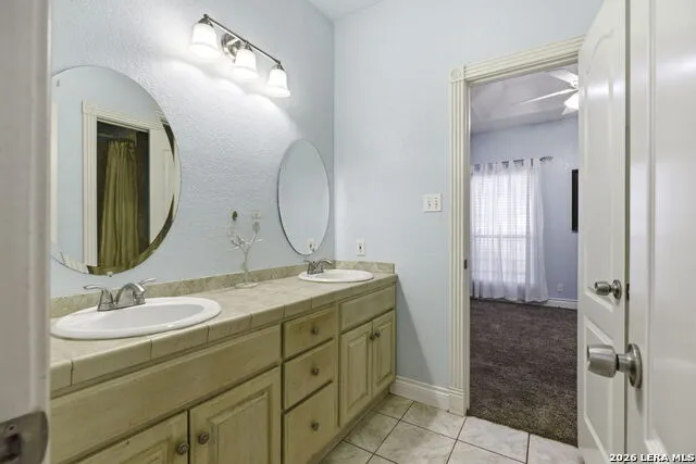 1007 Bluebonnet Lane Adkins, TX 78101