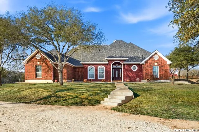 1007 Bluebonnet Lane Adkins, TX 78101