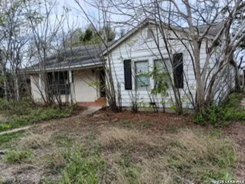 708 Parkview