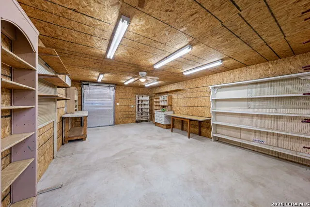162 Oak Wood Rd Kerrville, TX 78028