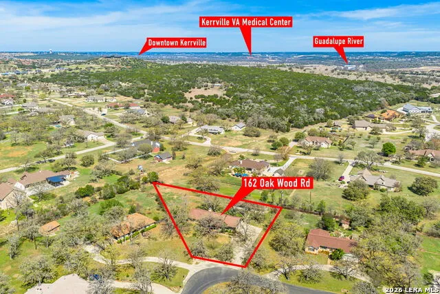 162 Oak Wood Rd Kerrville, TX 78028