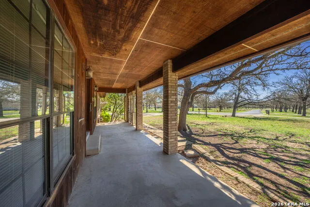 162 Oak Wood Rd Kerrville, TX 78028