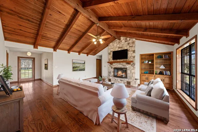 162 Oak Wood Rd Kerrville, TX 78028