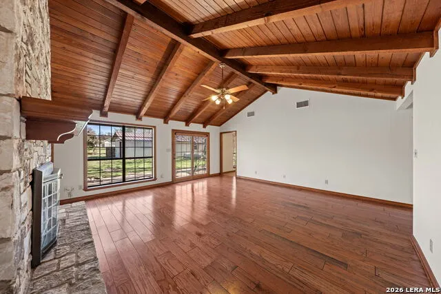 162 Oak Wood Rd Kerrville, TX 78028