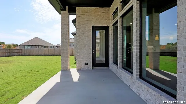 131 Pin Oak Castroville, TX 78009