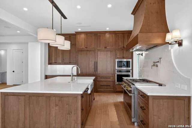255 CLAYWELL DR Alamo Heights, TX 78209