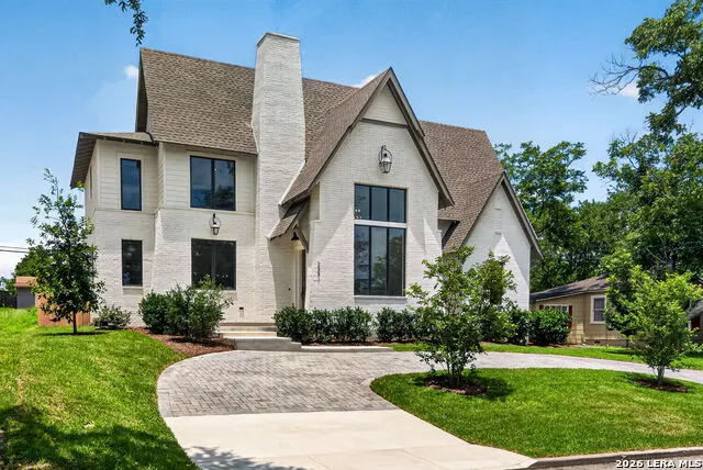 255 CLAYWELL DR Alamo Heights, TX 78209