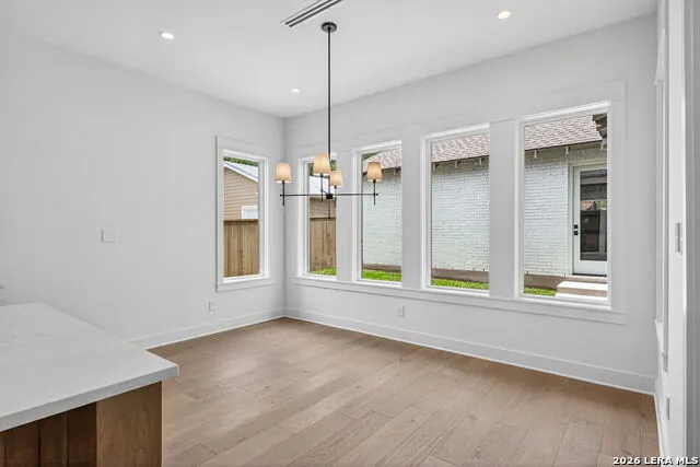 255 CLAYWELL DR Alamo Heights, TX 78209