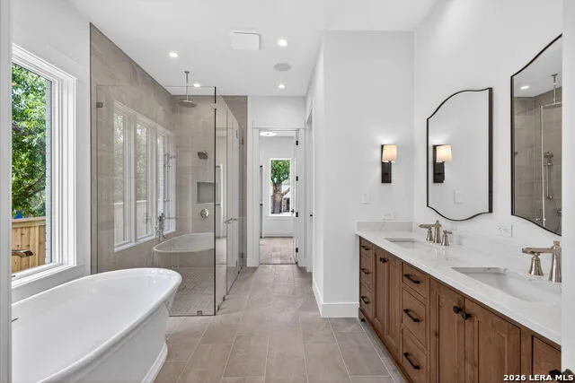 255 CLAYWELL DR Alamo Heights, TX 78209