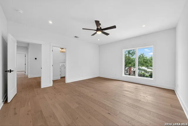 255 CLAYWELL DR Alamo Heights, TX 78209