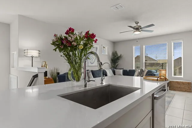 4418 Tiger Run San Antonio, TX 78217