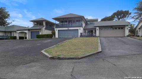 611 Cliffdwellers Path