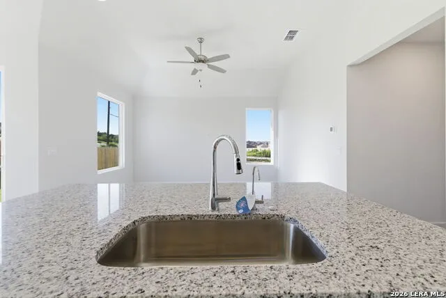 114 Scott Square San Antonio, TX 78253
