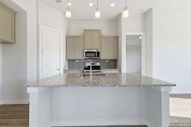 114 Scott Square San Antonio, TX 78253