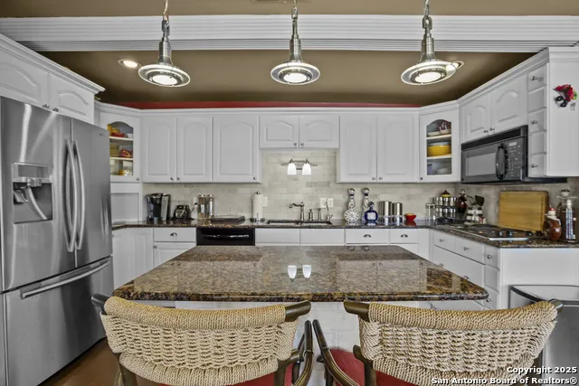 481 Private Road 2610 Mico, TX 78056