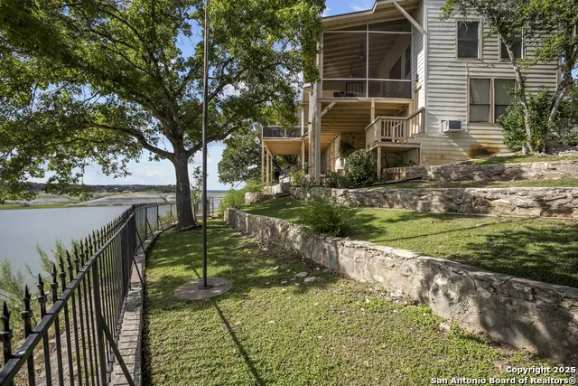 481 Private Road 2610 Mico, TX 78056