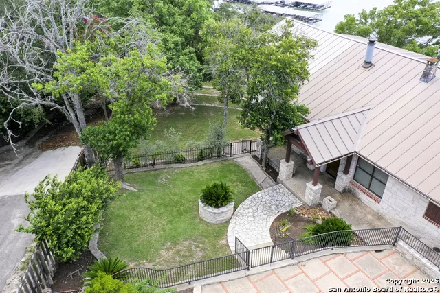 481 Private Road 2610 Mico, TX 78056
