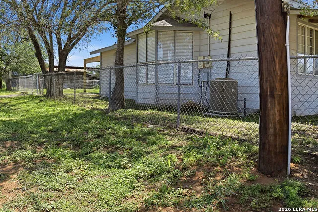 116 Matlock Poth, TX 78147