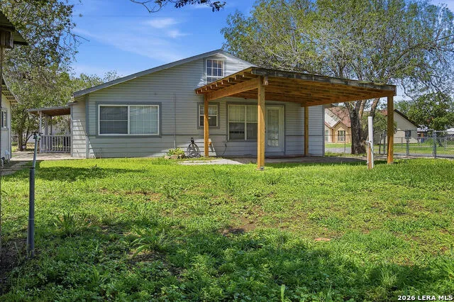 116 Matlock Poth, TX 78147