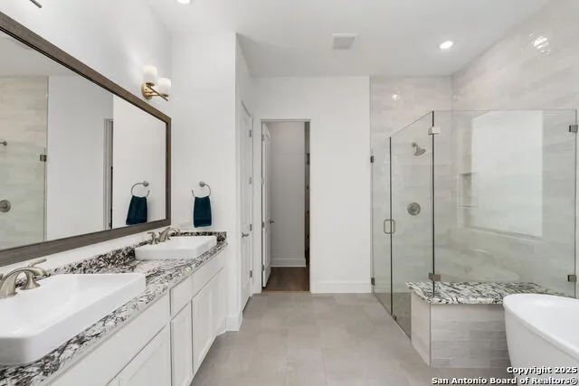 125 SENTIDO Boerne, TX 78006