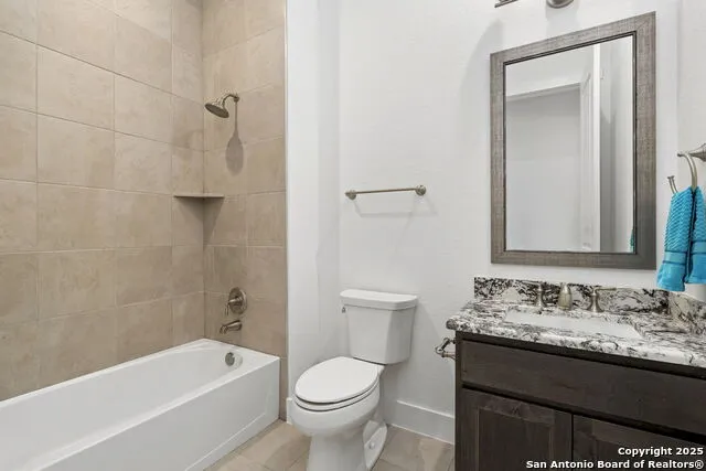 125 SENTIDO Boerne, TX 78006