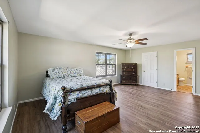 146 Village Path Castroville, TX 78009