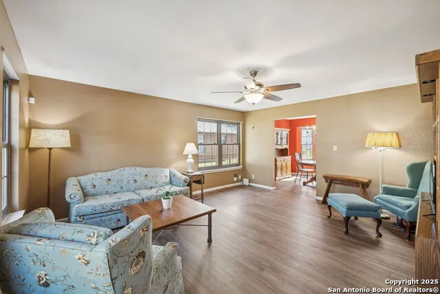 146 Village Path Castroville, TX 78009