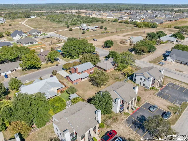 146 Village Path Castroville, TX 78009