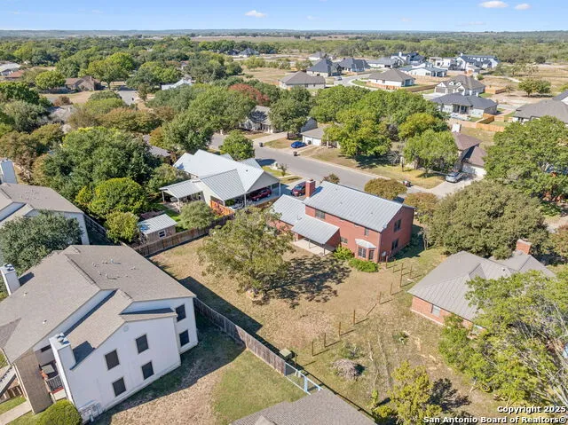 146 Village Path Castroville, TX 78009