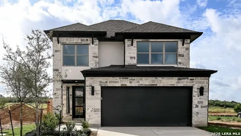 829 Woodland Lakes