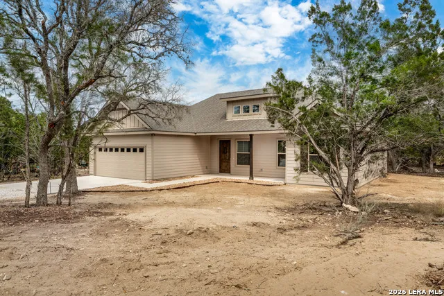 153 Spotted Horse Trail Bandera, TX 78003