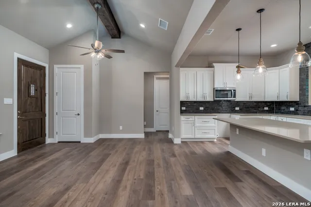 153 Spotted Horse Trail Bandera, TX 78003