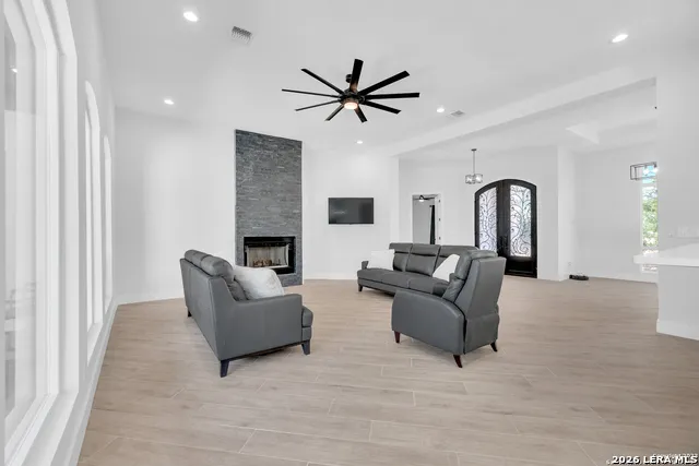 1416 CORKSCREW CT New Braunfels, TX 78132