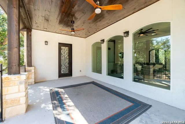 1416 CORKSCREW CT New Braunfels, TX 78132