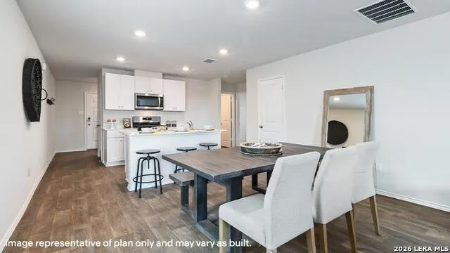 16024 Mahogany Way Elmendorf, TX 78112