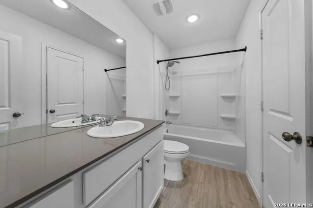 9248 James Bowie Seguin, TX 78155