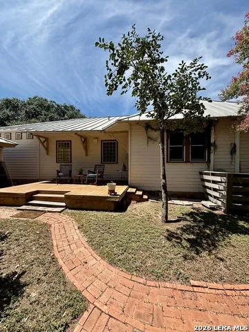 815 Getty Uvalde, TX 78801