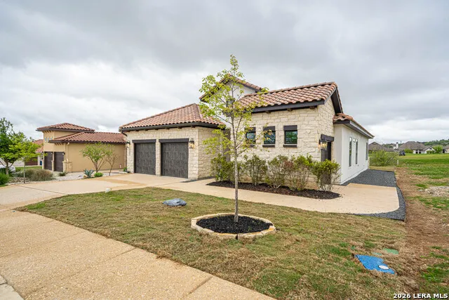 2053 Toscano Way Kerrville, TX 78028