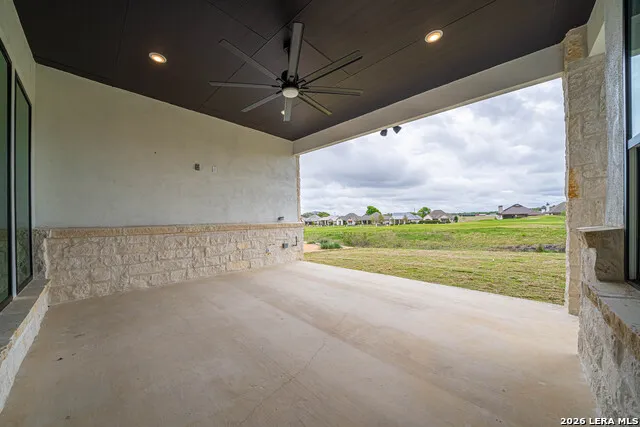 2053 Toscano Way Kerrville, TX 78028