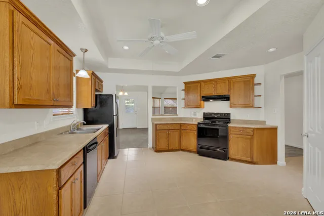 123 RIVER PARK DR Luling, TX 78648