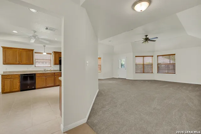 123 RIVER PARK DR Luling, TX 78648
