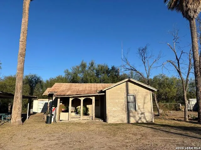 20214 N Us Hwy 277 Quemado, TX 78877
