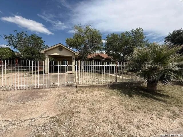 80 Mari Drive Eagle Pass, TX 78852