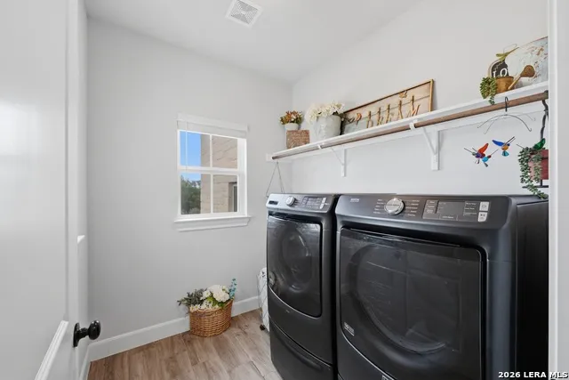 212 HIGH POINT CIR Spring Branch, TX 78070