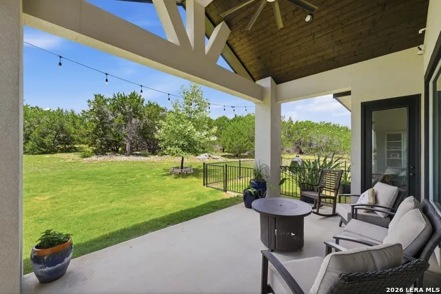 212 HIGH POINT CIR Spring Branch, TX 78070