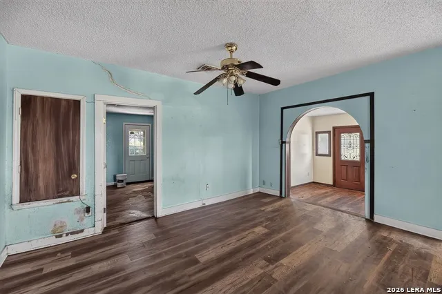 6297 S Fm 3465 Adkins, TX 78101